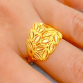  22k-gold-lavish-overlapping-leaf-ring