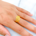 22k-charming-wavy-gold-ring