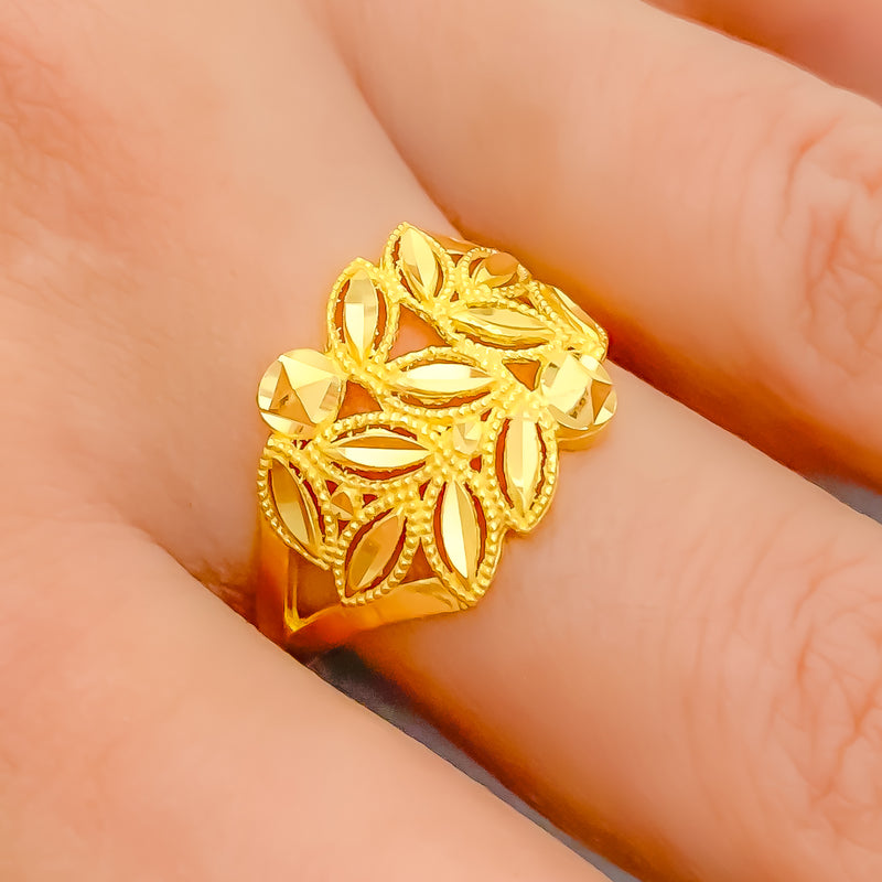 22k-gold-ritzy-cluster-leaf-ring
