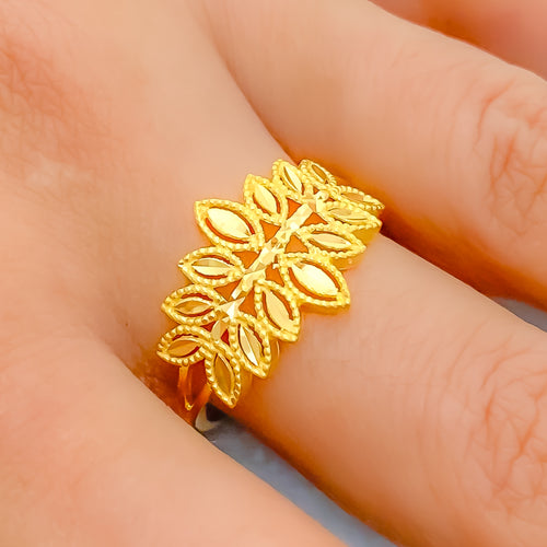 22k-gold-upscale-crown-adorned-ring