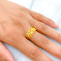 22k-gold-fancy-fashionable-leaf-ring