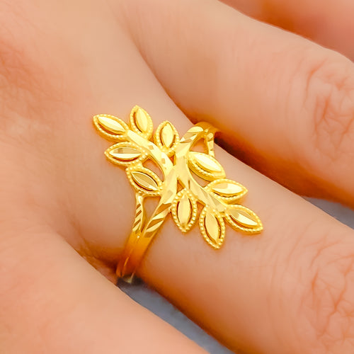 22k-gold-dressy-elevated-vine-ring