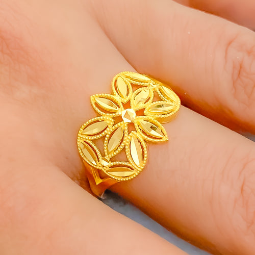 22k-gold-refined-radiant-flower-ring