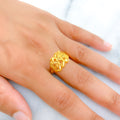 22k-gold-medium-sparkling-sophisticated-ring