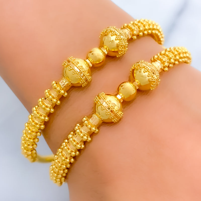 22k-gold-Extravagant Beaded Striped Bangles