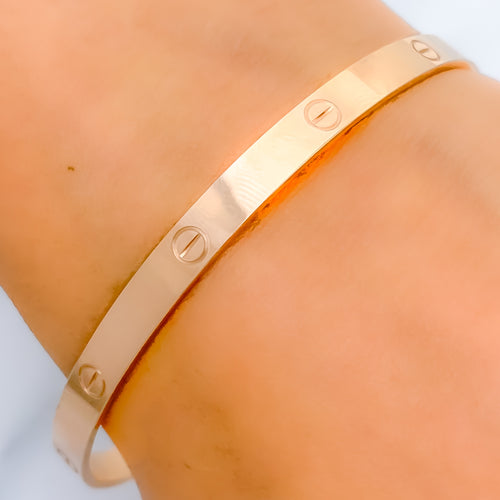 22k-gold-Attractive Rose Gold Round Cuff