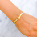 22k-gold-Sleek Shiny Striped Cuff