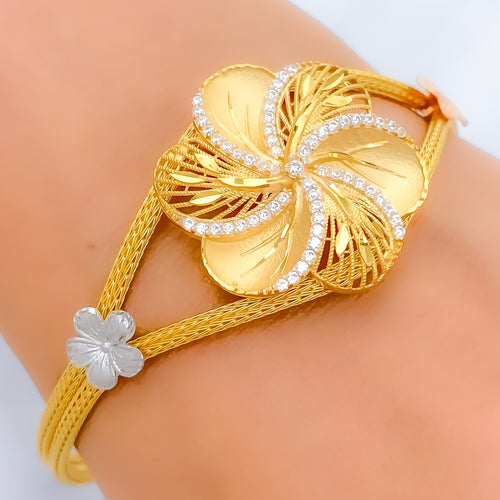 22k-gold-magnificent-alternating-floral-bangle-bracelet