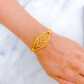 22k-gold-sparkling-leaf-accented-cz-bangle-bracelet