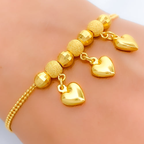 22k-gold-stylish-heart-bracelet