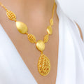 Contemporary lightweight Necklace Set