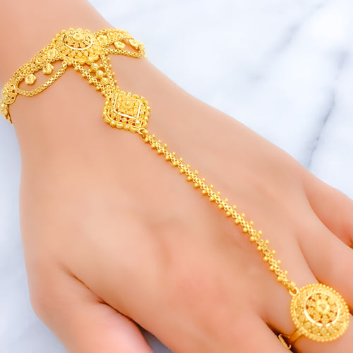  22k-gold-intricate-regal-dome-bridal-pachangala