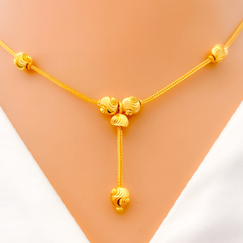 22k-gold-vibrant-modest-necklace
