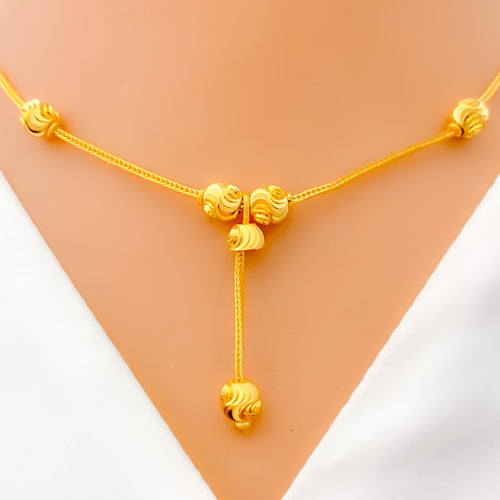 22k-gold-dressy-sleek-necklace