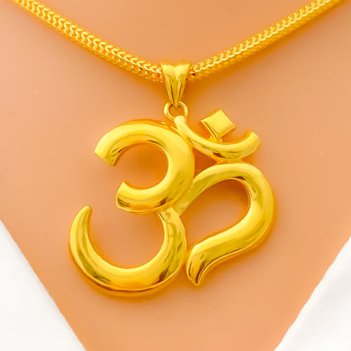 22k-gold-Glossy High Finish OM Pendant 