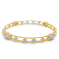 18k-gold-luxurious-sparkling-diamond-bangle