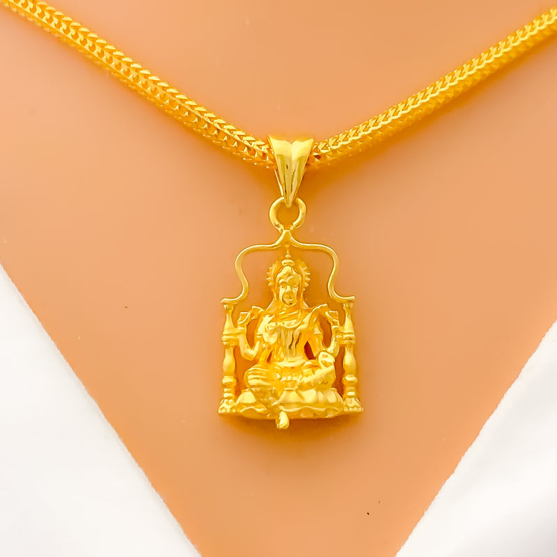 22k-gold-Traditional Dapper Laxmi Pendant 