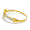 18k-gold-striking-snowflake-diamond-bangle-bracelet
