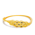 22k-gold-luxurious-festive-bangle-bracelet