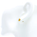 18k-gold-dazzling-flower-diamond-earrings