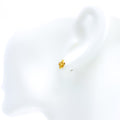 18k-gold-sophisticated-daisy-diamond-earrings