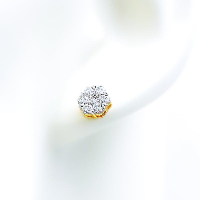 18k-gold-refined-blooming-diamond-earrings