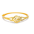 22k-gold-radiant-v-shaped-motif-bangle-bracelet