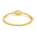 22k-gold-radiant-v-shaped-motif-bangle-bracelet