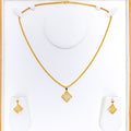 Posh Square 22k Gold Pendant Set