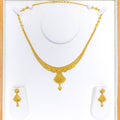 Delightful Graduated Flower Necklace Set