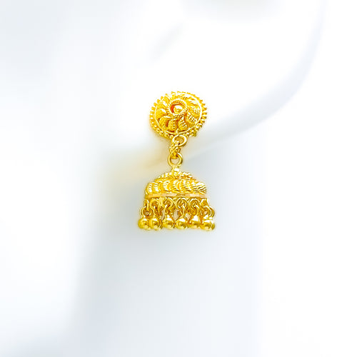 gold-chic-jhumki-earrings
