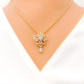 diamond-dressy-traditional-motif-diamond-pendant-set