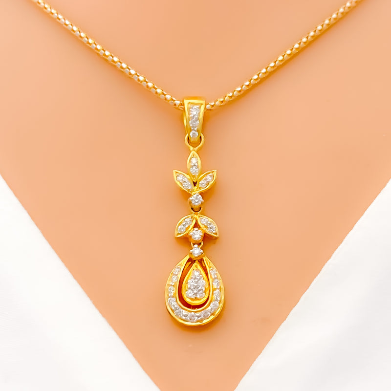 diamond-opulent-leaf-adorned-diamond-pendant-set