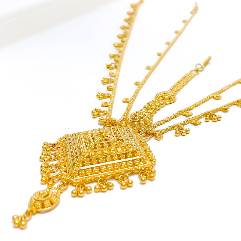 22k-gold-Extravagant Delightful Beaded Tikka 