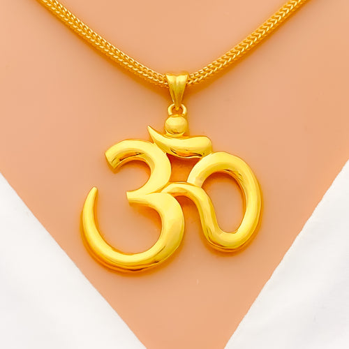 Classy Dazzling OM Pendant