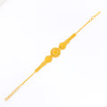 22k-gold-decorative-triple-flower-bracelet