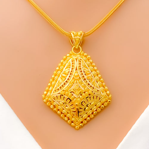 22k-gold-special-elongated-dressy-gold-pendant