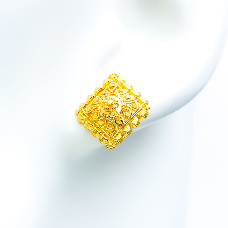 22k-gold-evergreen-geometric-top-earrings