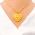 22k-gold-radiant-mesh-heart-pendant