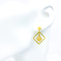 22k-gold-reflective-open-square-hanging-earrings