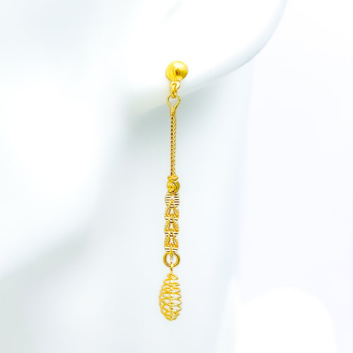 22k-gold-delicate-delightful-dangling-earrings