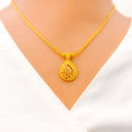 22k-gold-reflective-chic-drop-necklace-set