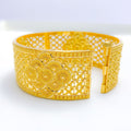 Royal Classy Netted Floral 22k Gold Bangle