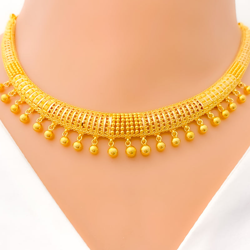 22k-gold-Upscale Striped Choker Set w/Hanging Tassels 