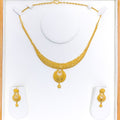 22k-gold-Intricate Reflective Dangling Chand Necklace Set