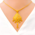 22k-gold-dangling-fashionable-pendant-set