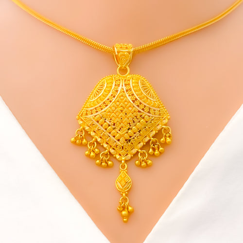 22k-gold-lovely-tassel-pendant-set
