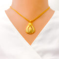 22k-gold-Attractive Ritzy Reflective Pendant Set