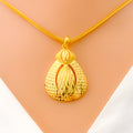 22k-gold-Attractive Ritzy Reflective Pendant Set