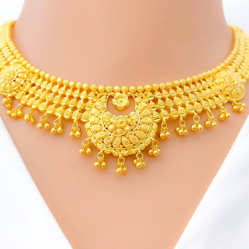 22k-gold-Charming Chand Choker Necklace Set